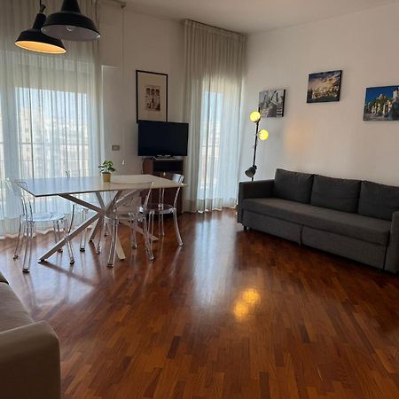 Appartement Guest Corso Italia à Bari Extérieur photo